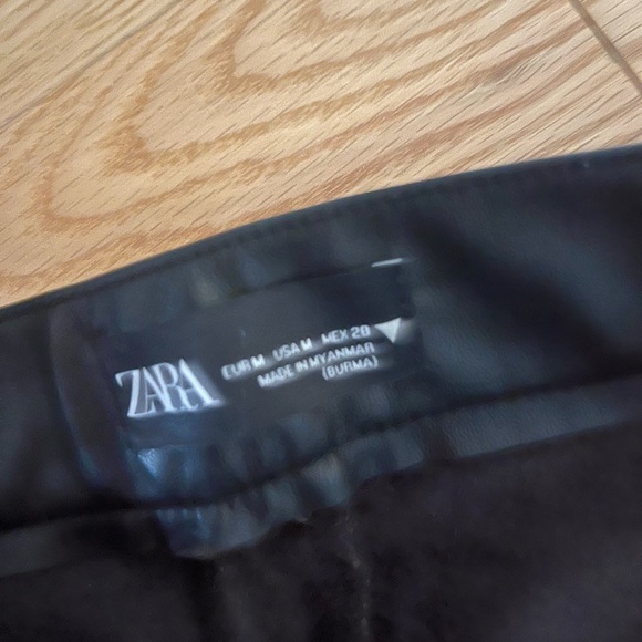 Zara leather pants - Picture 2 of 2
